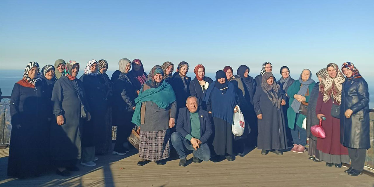 Rize Belediyesinden Yaşlılara Anlamlı Buluşma