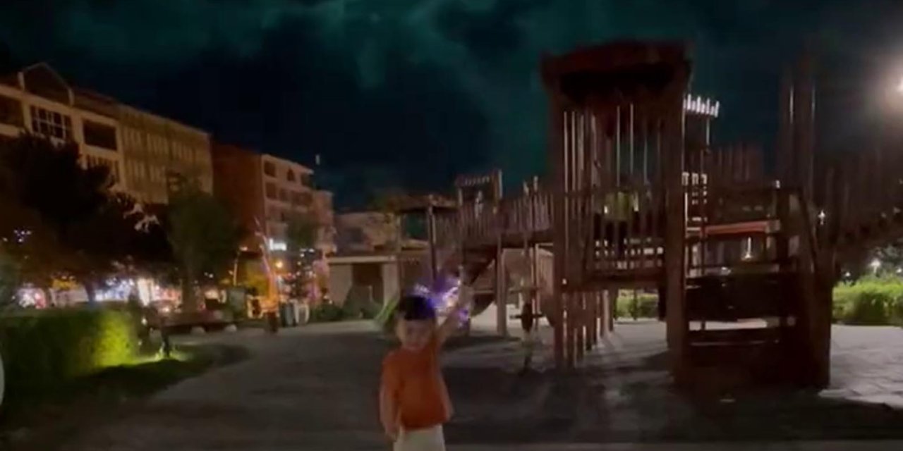 Kahramanmaraş'ta Gökyüzünü Aydınlatan Esrarengiz Işık (3)