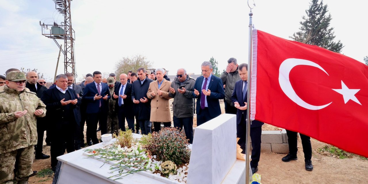 Pençe-kilit Şehidi Mezarı Başında Anıldı