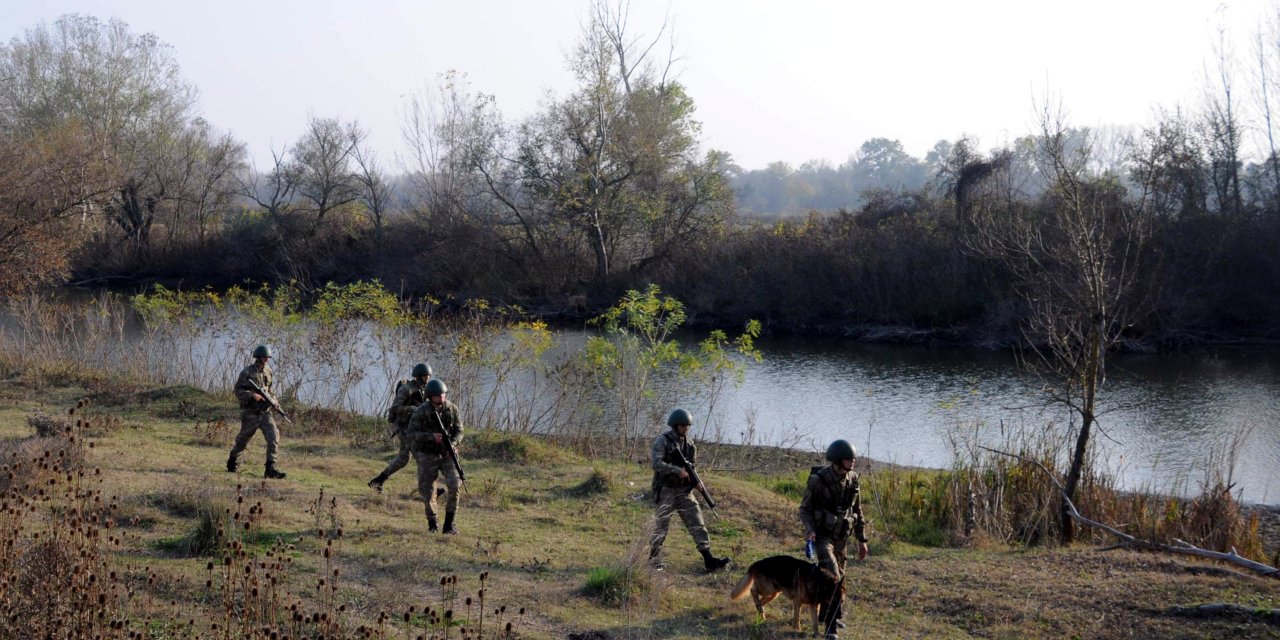 Yunanistan'a kaçarken yakalanan 2 FETÖ şüphelisi tutuklandı