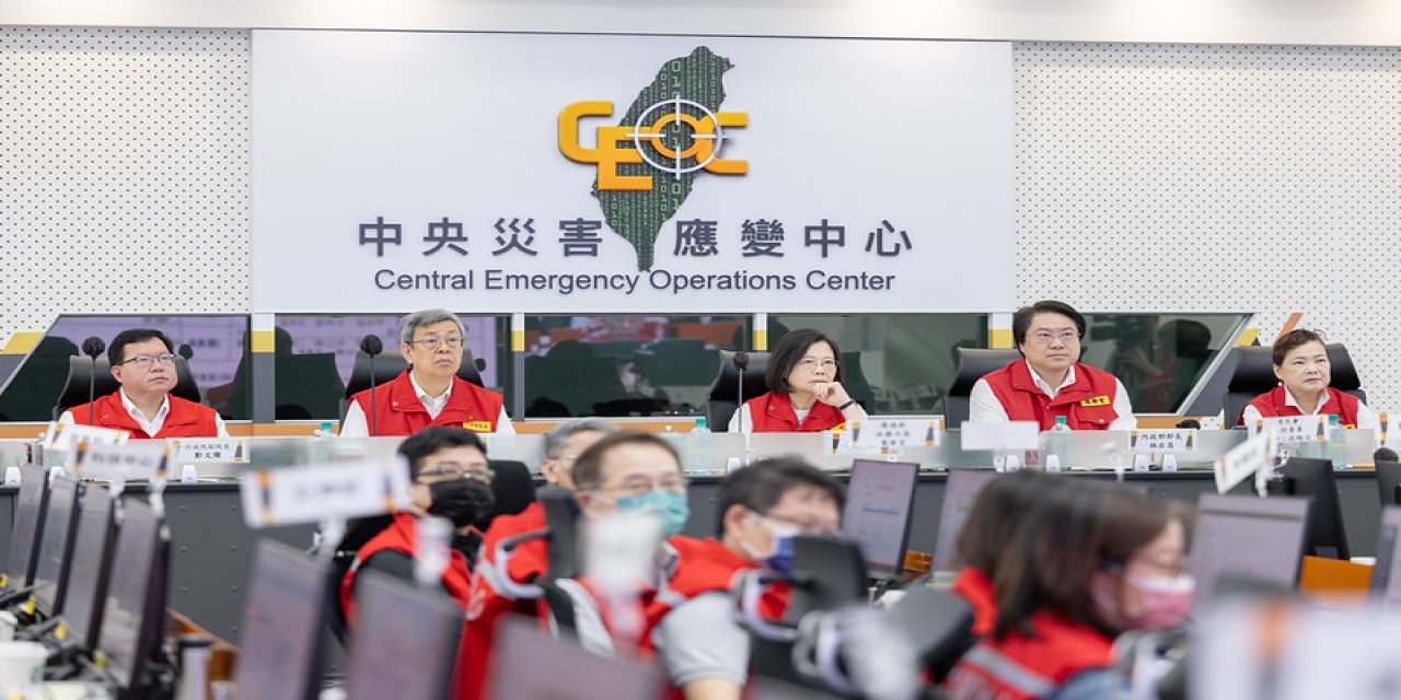 Tayvan, Haikui Tayfununa Hazırlanıyor: 4 Yılın Ardından İlk Tayfun