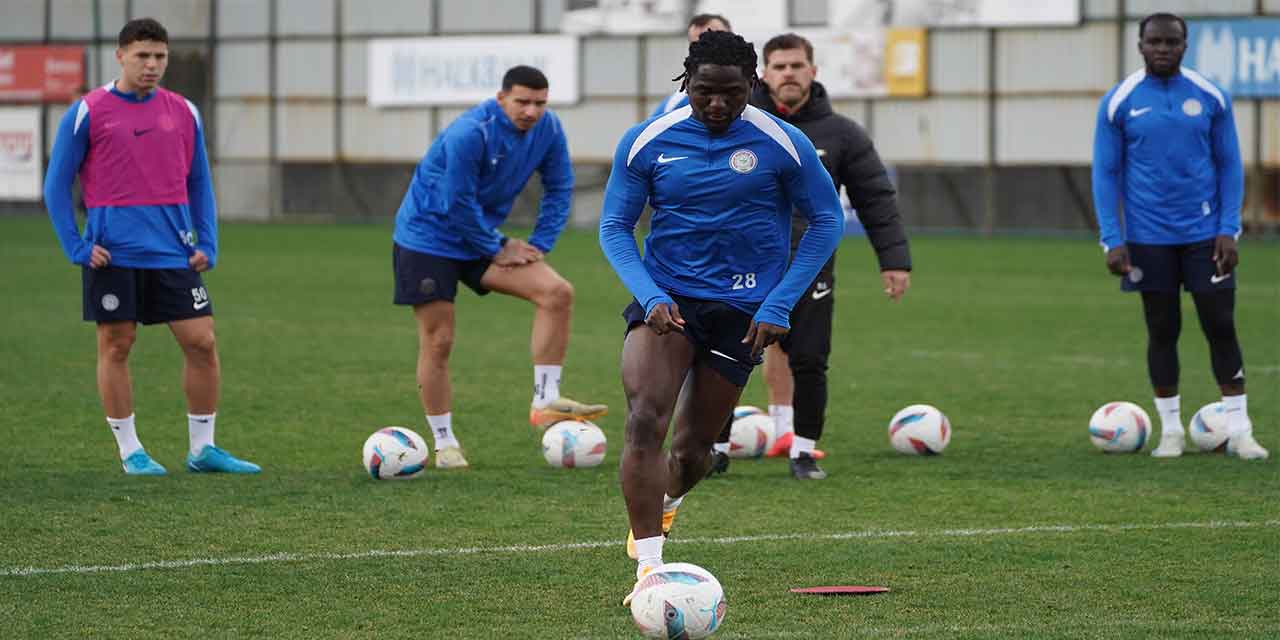 Beşiktaş Maçı Öncesi Çaykur Rizespor'dan Tempolu Antrenman