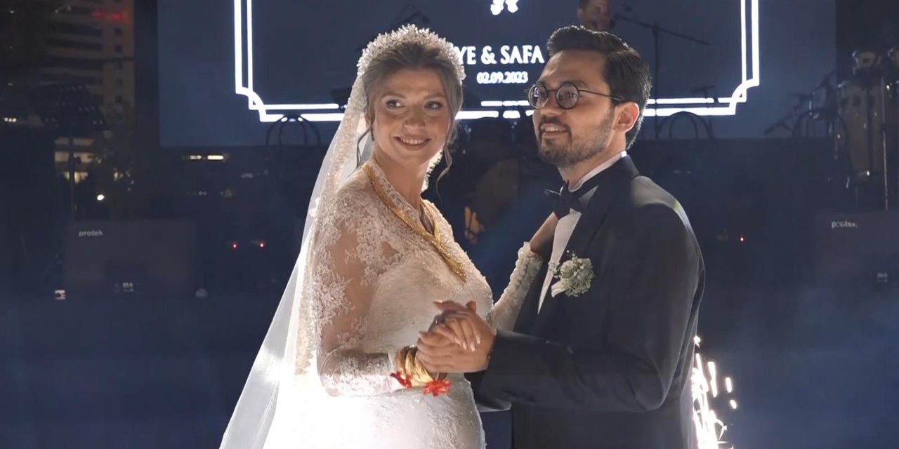 Bursa Büyükşehir Belediye Başkanı Aktaş,  Oğlunun Nikahını Kıydı