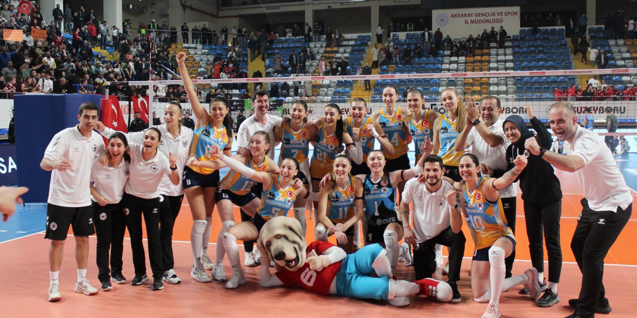 Kuzeyboru - Igor Gorgonzola Novara: 3-1