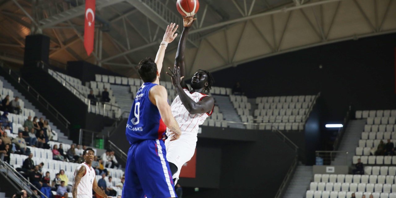 Manisa Basket - Büyükçekmece Basketbol: 87-98