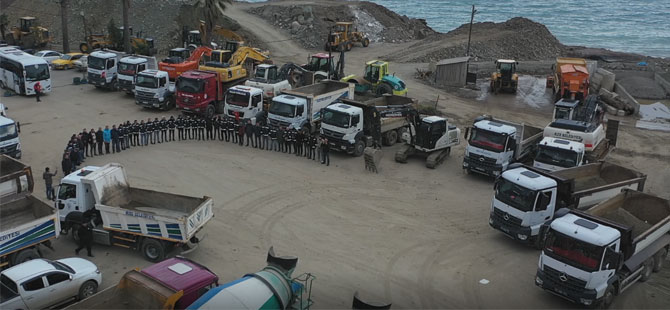 Rize Belediyesi ekipleri deprem bölgesine doğru yola çıktı