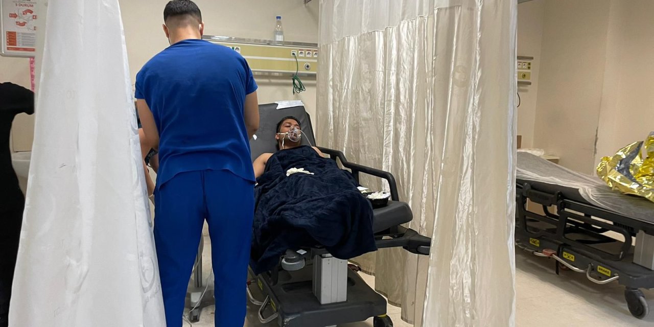 Kuşadası'nda 'dur' ihtarına uymayan bottan 6 kaçak göçmen denize düştü: 3 ölü, 3 kayıp