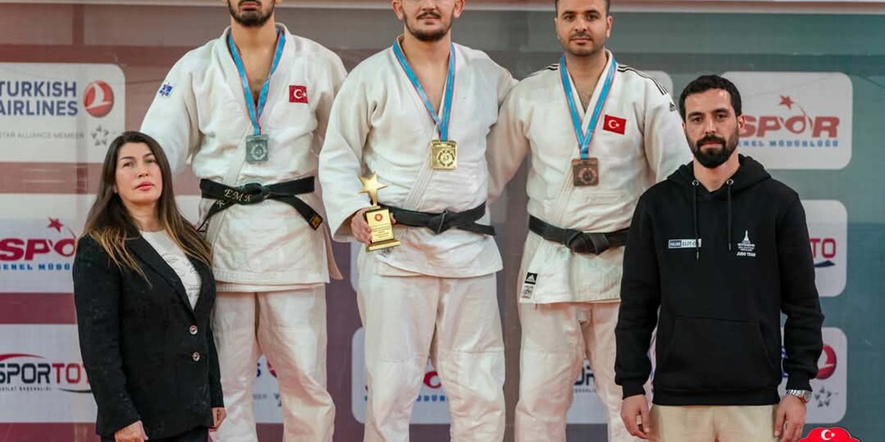 İzmir Büyükşehir sporcuları 9 madalya topladı