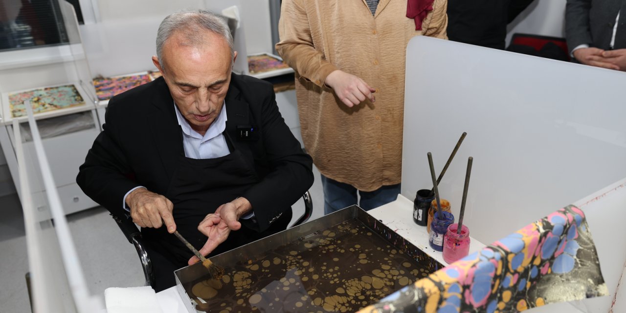 Küçükçekmece Belediye Başkanı Kemal Çebi, gençlerle bir araya geldi