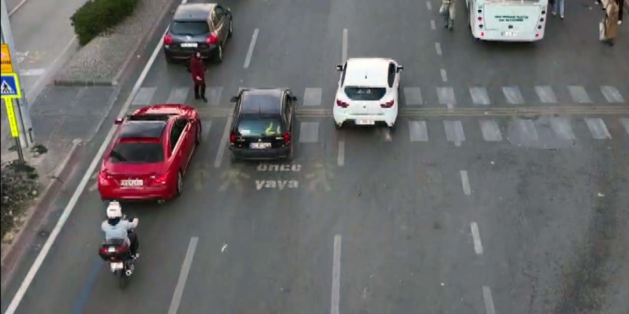 Yayaya yol vermeyince ceza kesildi, ‘Siz şaka mısınız ağabey’ dedi