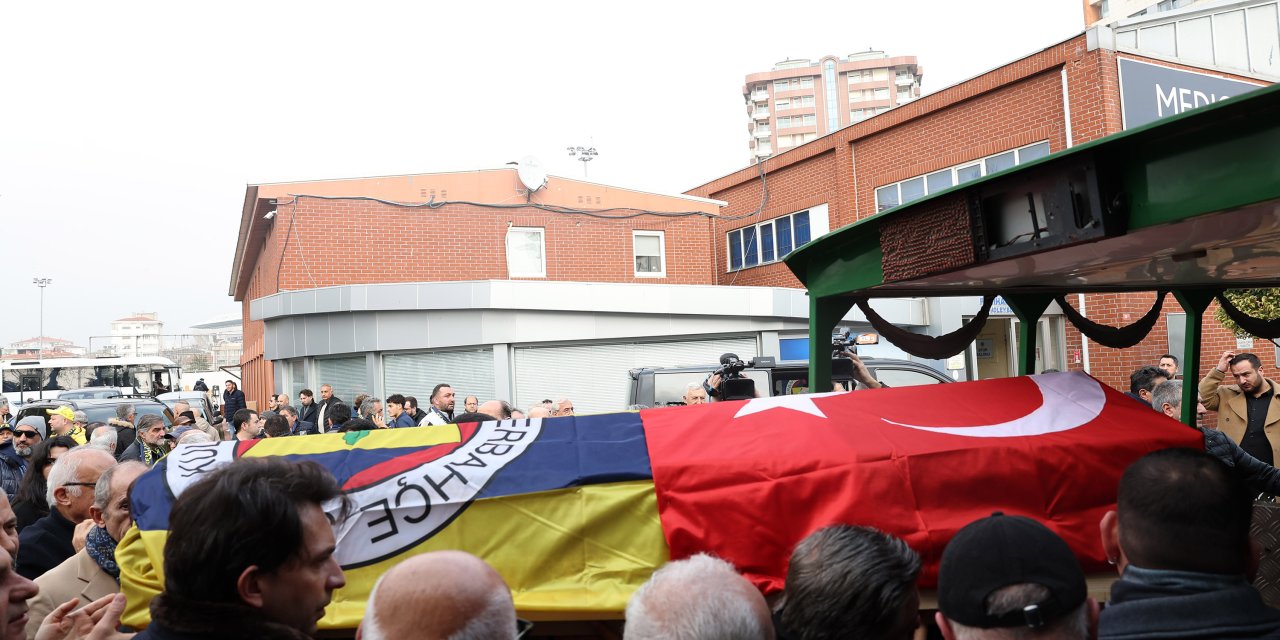 Ogün Altıparmak son yolculuğuna uğurlandı