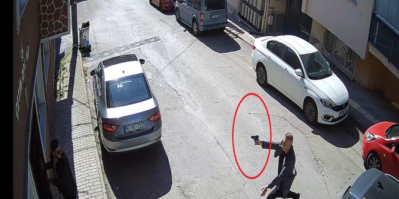 Cinayete tanık olan kardeşler, annelerini öldüren babalarından şikayetçi oldu