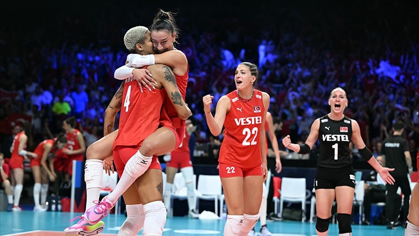 A Milli Kadın Voleybol Takımı ilk kez şampiyon oldu