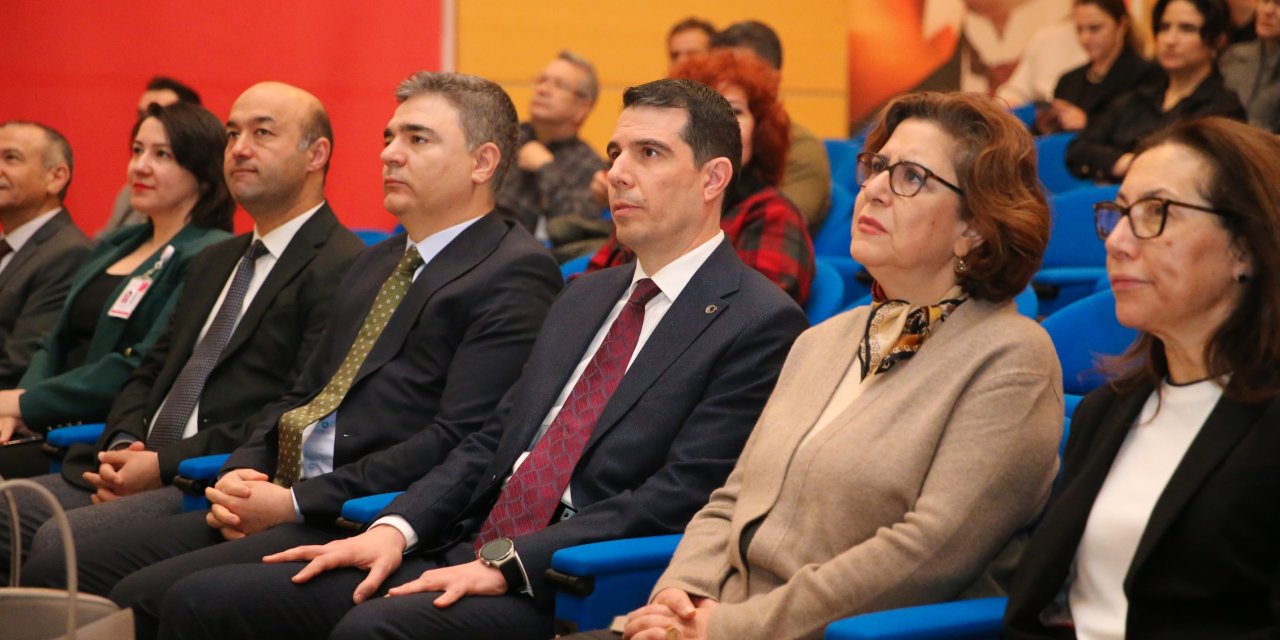 Ankara'da 'Deprem Gerçeği Ve Ampute Rehabilitasyonu Sempozyumu'