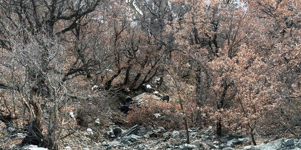 Tokat’ta otomobil 400 metrelik uçuruma yuvarlandı: 4 yaralı