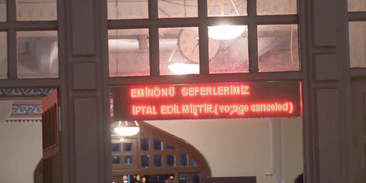 Şehir hatları ve İDO seferlerine kar engeli