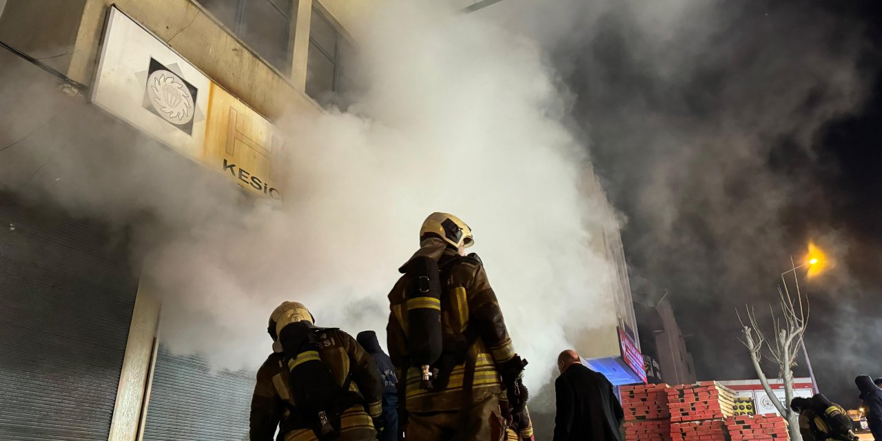 Ankara'da mobilya atölyesinde çıkan yangın korkuttu