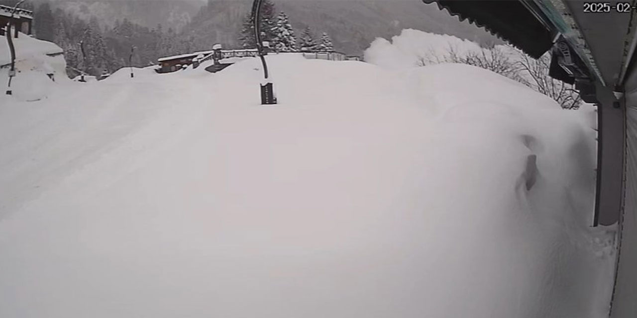 Ayder Yaylası'nda çığ düştü; o anlar kamerada