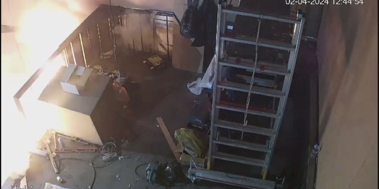 İstanbul - Beşiktaş'taki gece kulübü yangınıyla ilgili dava, bilirkişi raporunun beklenmesi amacıyla ertelendi