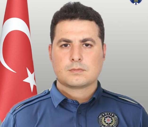 Konya'da TIR, ekip otosuna arkadan çarptı; 1 polis şehit oldu, 2 polis ağır yaralandı (2)