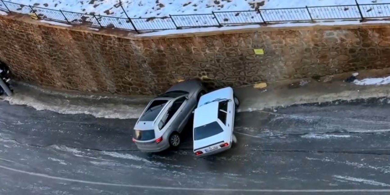 Trabzon'da buz pistine dönen yolda sürücülerin zor anları kamerada