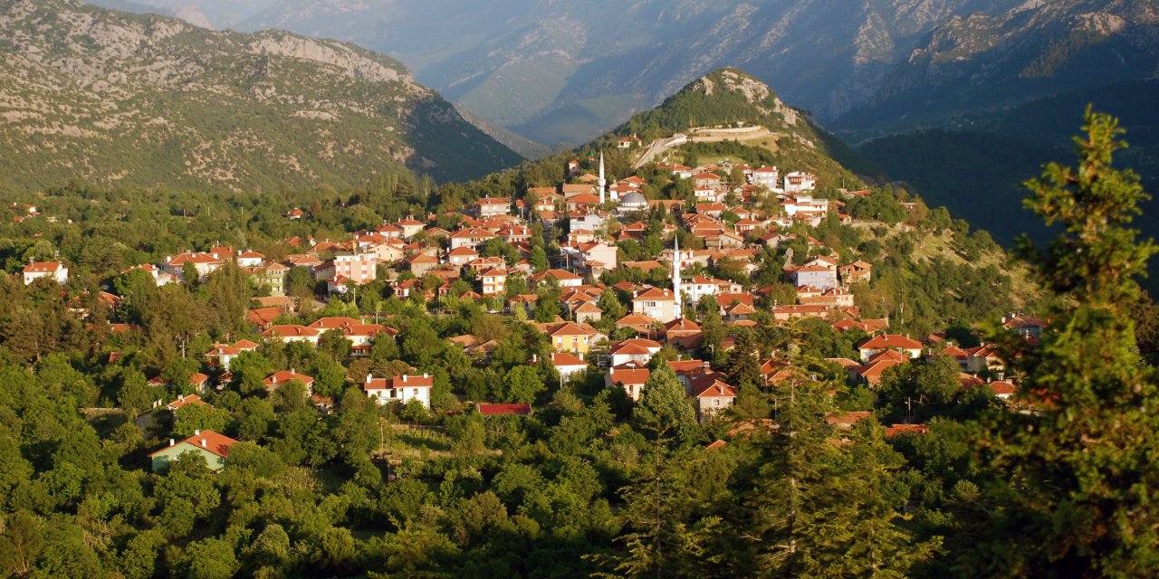 Planda Görülmeyen Düğmeli Evlere Yıkım Kararı