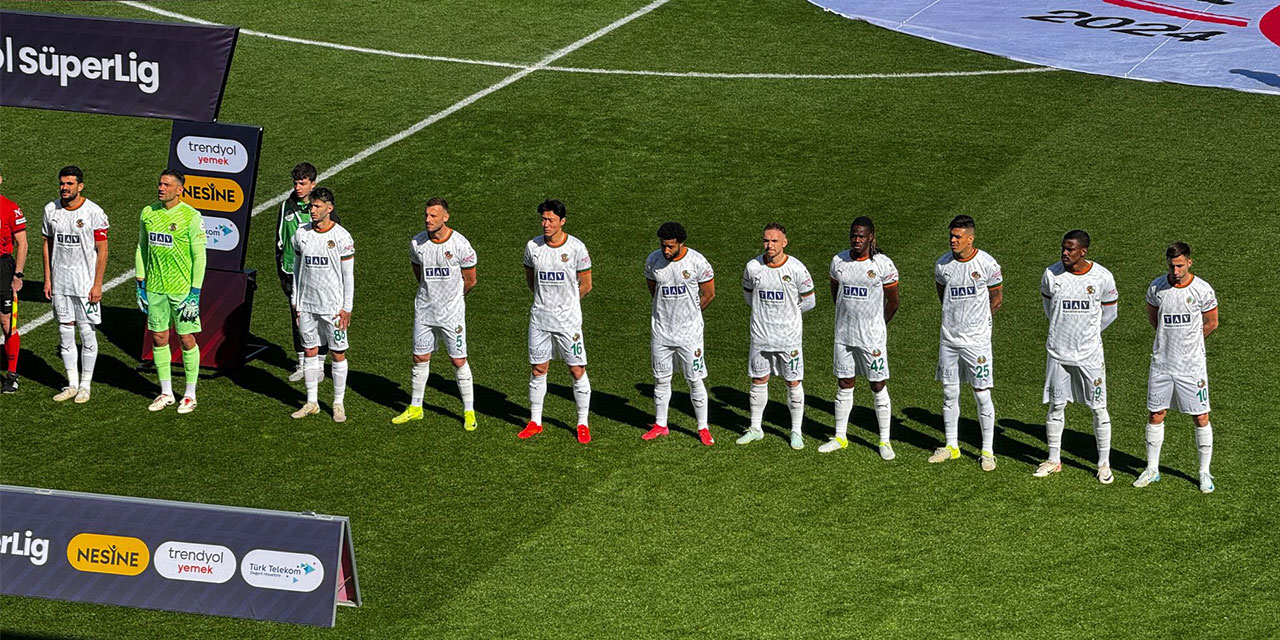 Alanyaspor'un Çaykur Rizespor maçı ilk 11’i açıklandı