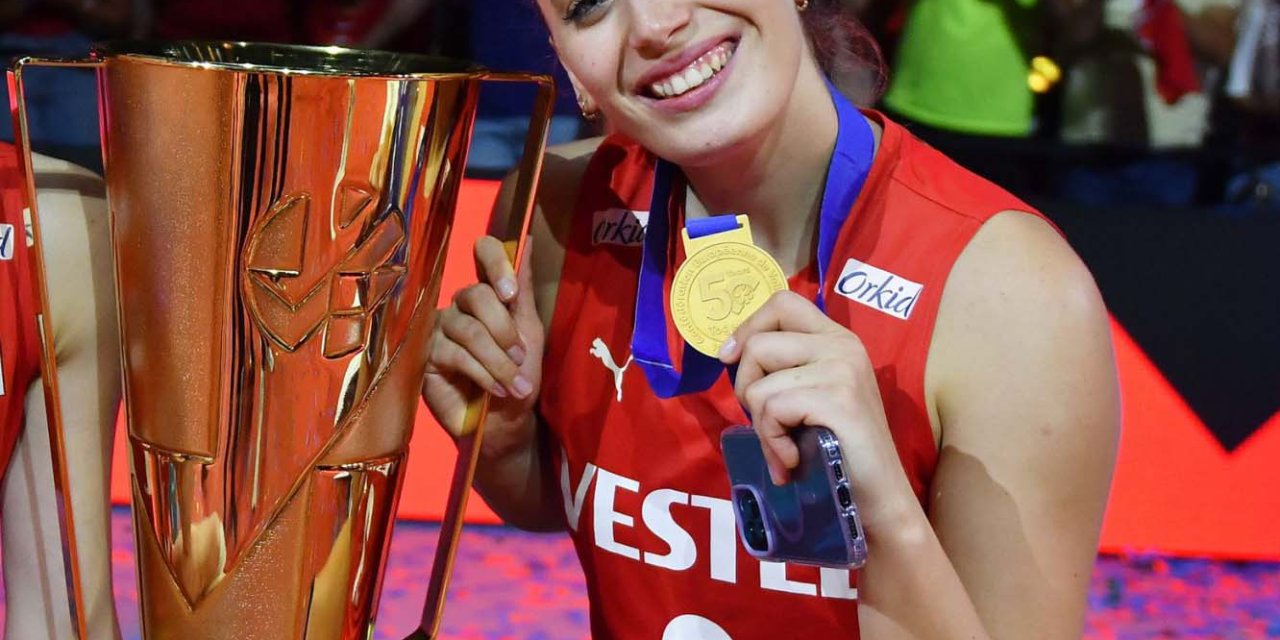 İzmir'in Gururu Cansu Özbay