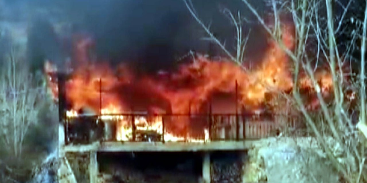 Kahramanmaraş'ta yanan ev kullanılamaz hale geldi