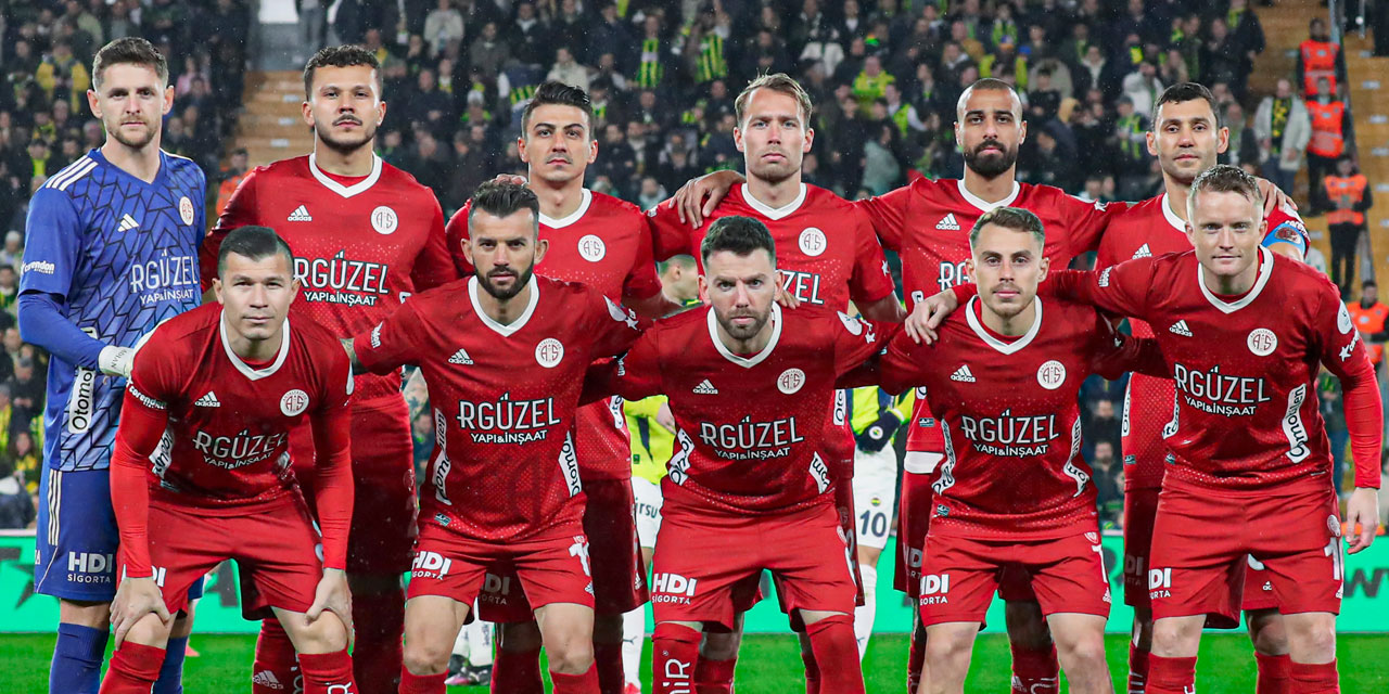 Antalyaspor'un Çaykur Rizespor Maçı İlk 11'i Açıklandı!