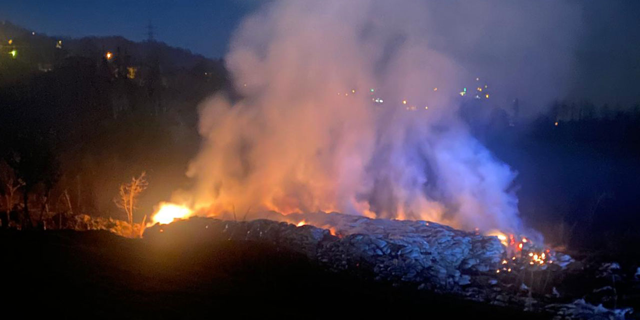 Rize OSB'de Çay Çöplerinin Tutuşmasıyla Yangın Çıktı