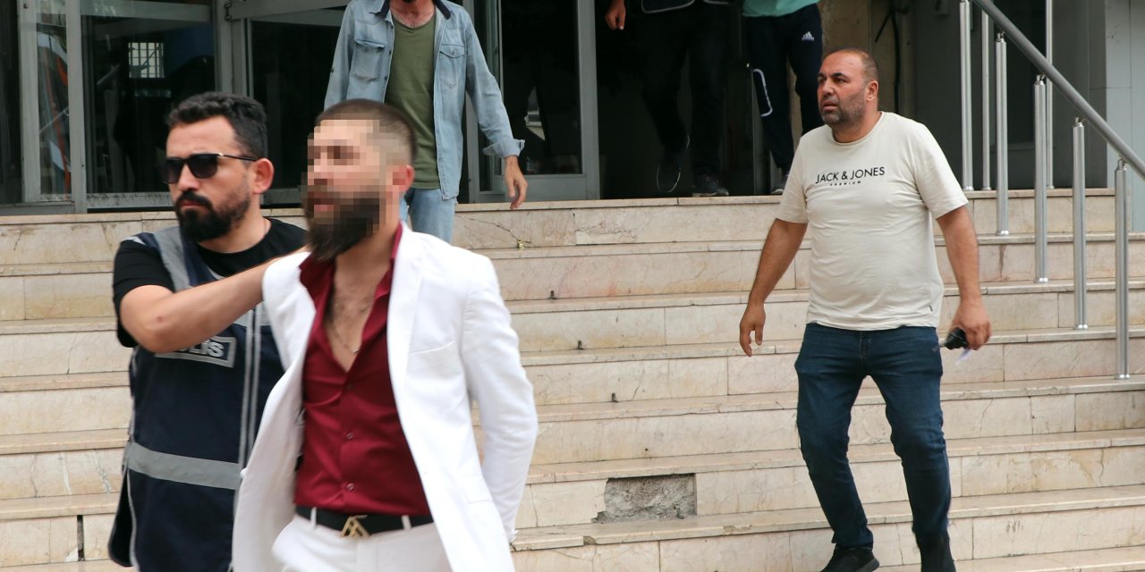 Polis Baskınında Evindeki Tahliye Borusundan Kaçmaya Çalışırken Yakalandı