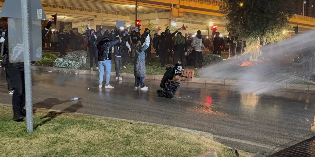 Antalya'da 'İmamoğlu' gerginliği; 30'a yakın gözaltı