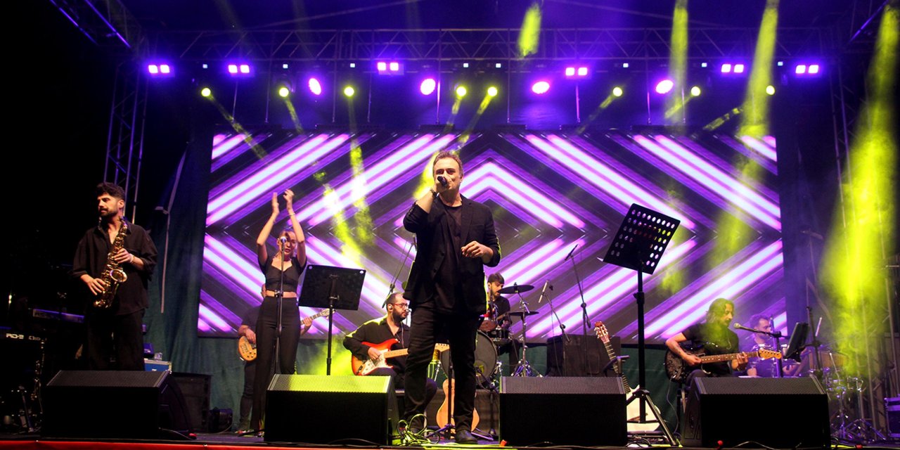 Kutsi, Kula'nın Kurtuluşunun 101'inci Yıl Dönümünde Sahne Aldı