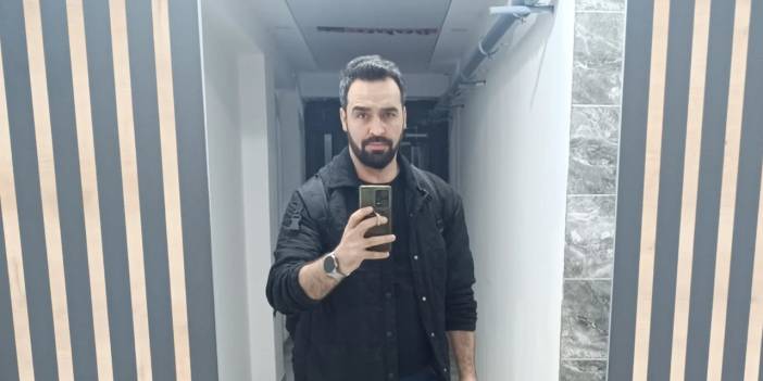 Arızalanan otobüse çarpan motosiklet sürücüsü, otomobilin çarpması sonucu can verdi