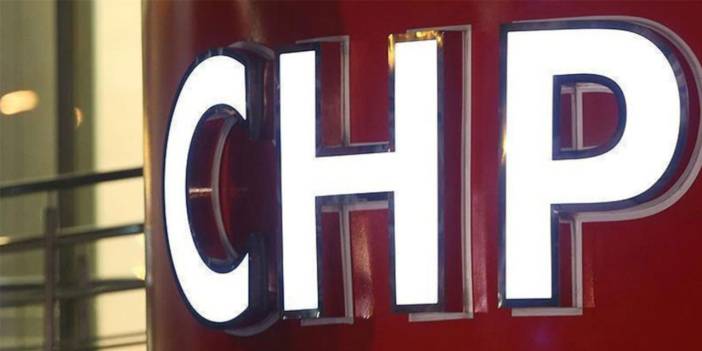 CHP'de 26 il başkanı görevden alındı