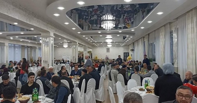 bati-gurcistan-batum-muftulugu-bolgesinde-kardeslik-iftari-duzenlendi-4.jpg
