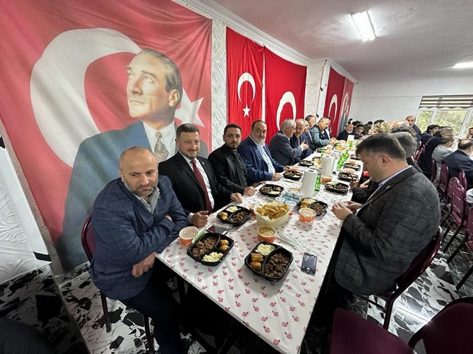 yeniden-refah-elmali-koyu-iftarinda-8.jpg