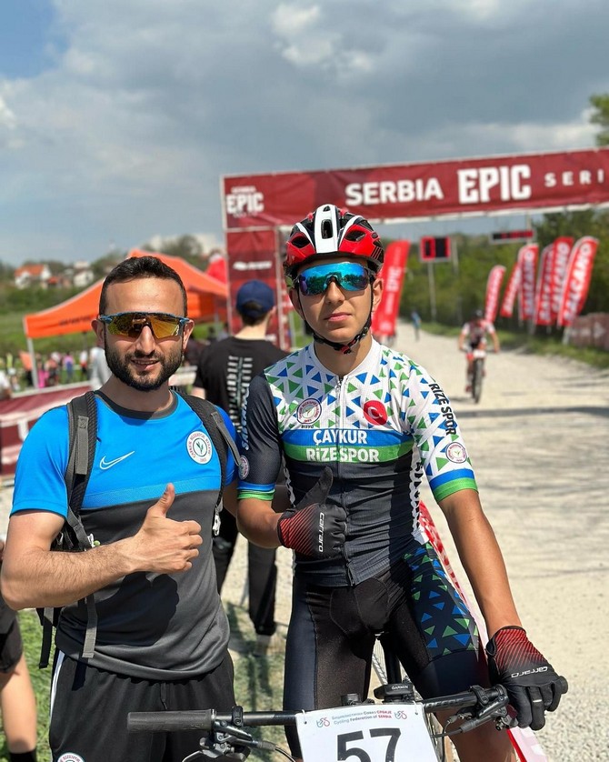 caykur-rizespor-bisiklet-takimindan-uluslararasi-basari-3.jpg