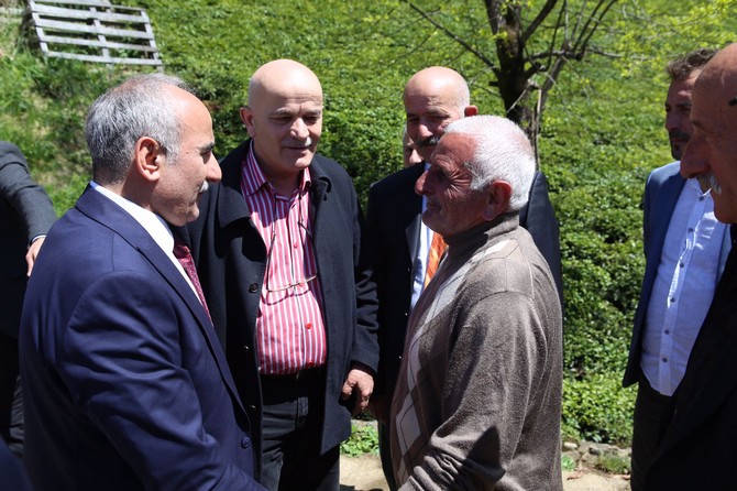 ak-parti-rize-milletvekili-adayi-av-harun-mertoglu-cumhurbaskanligi-ve-28-donem-milletvekilligi-secimleri-kapsaminda-rizede-ilce-ve-koylerde-ziyaretlerine-devam-ediyor-1.jpg