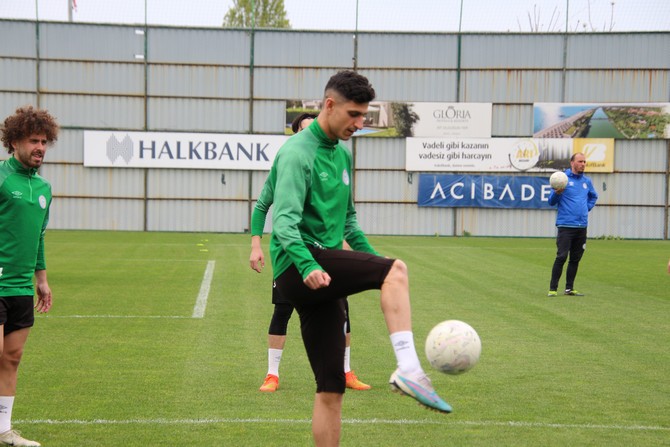 caykur-rizespor-antrenmani-6.jpg