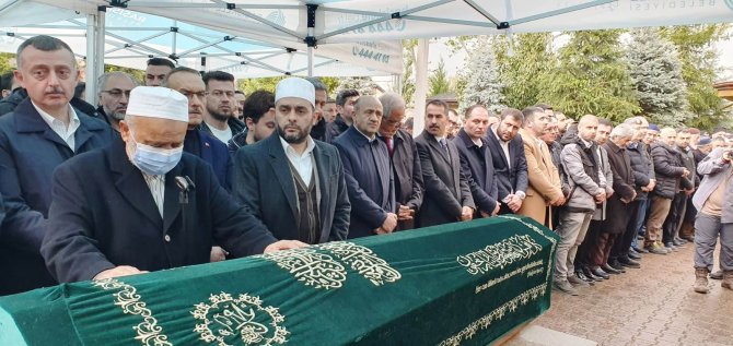 sevki-yilmazin-kardesi-sevket-yilmazin-cenazesi-1.jpg
