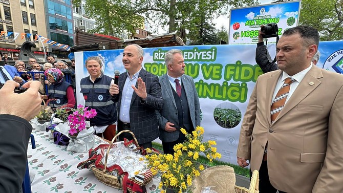 rize-belediyesi-tarafindan-5-milyon-adet-ata-tohumu-vatandaslara-dagitimi-gerceklestirildi-24.jpg