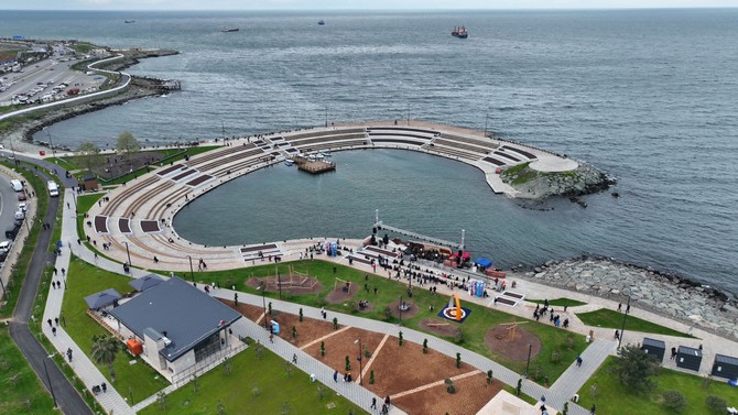 trabzonda-ganita-faroz-sahil-duzenleme-projesi-acildi-7.jpg