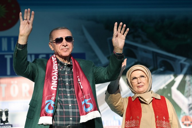 cumhurbaskani-erdogan-yeni-zigana-tuneli-acilis-torenine-katildi-7.jpg
