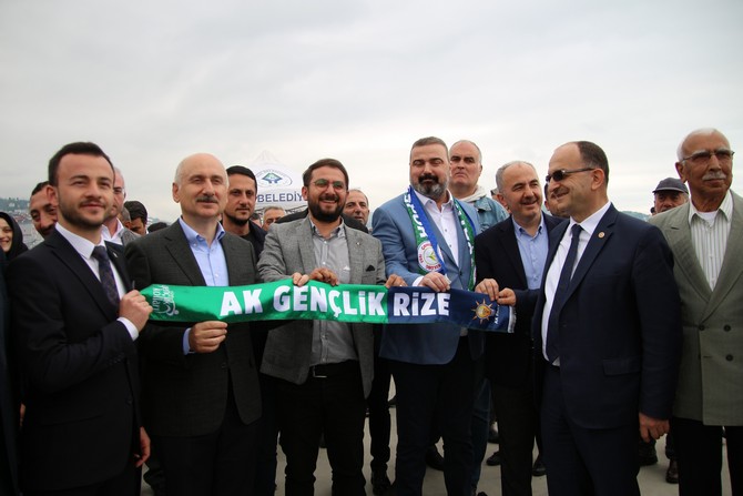 ulastirma-ve-altyapi-bakani-ve-ak-parti-trabzon-milletvekili-adayi-adil-karaismailoglu-rizede-10.jpg