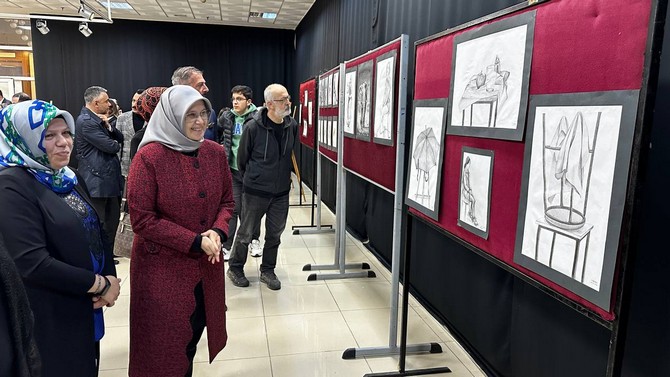 rizede-sanat-iyidir-adli-karma-resim-sergisi-acildi-2.jpg