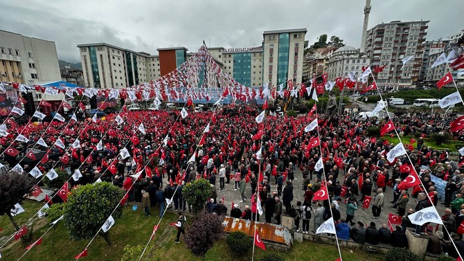 ekrem-imamoglu-rize-mitingi.jpg
