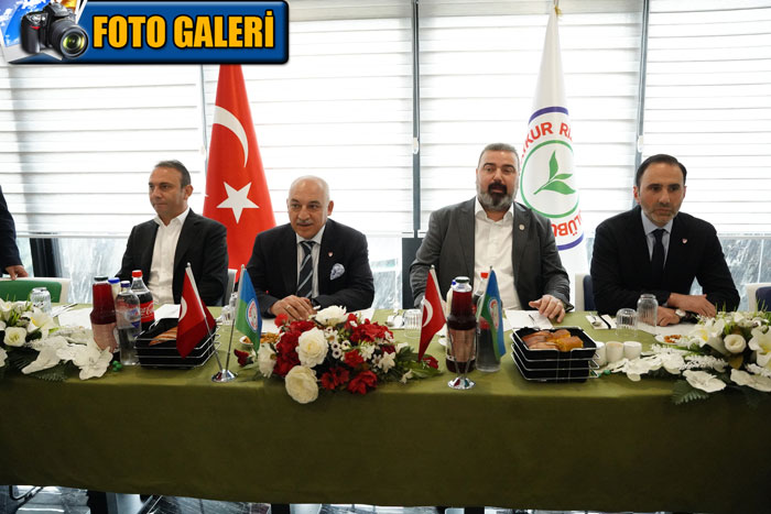 tff-baskani-buyukeksi-akademi-ziyaretlerine-caykur-rizespor-ile-devam-etti.jpg