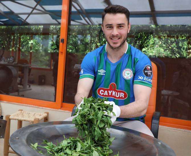 caykur-rizesporlu-halil-ibrahim-pehlivanin-hedefi-milli-takimda-forma-giymek-4.jpg